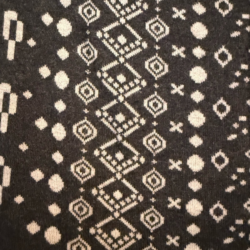 41 Hawthorn Dark Grey and White Geometric Midi Dress - Picture 4 of 11
